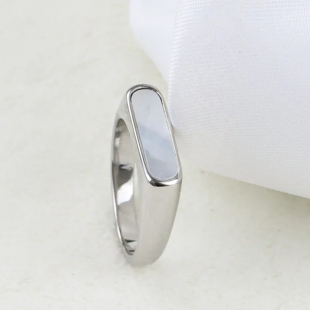 Minimal Silver White Shell Ring For Men/Women