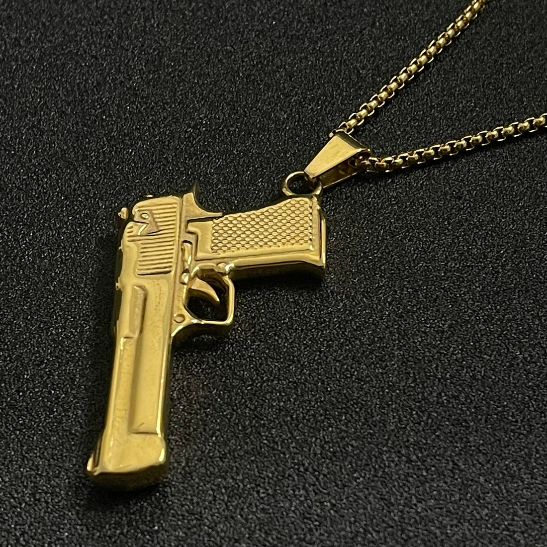 Golden Heavy Pistol Fashion Pendant Necklace For Men