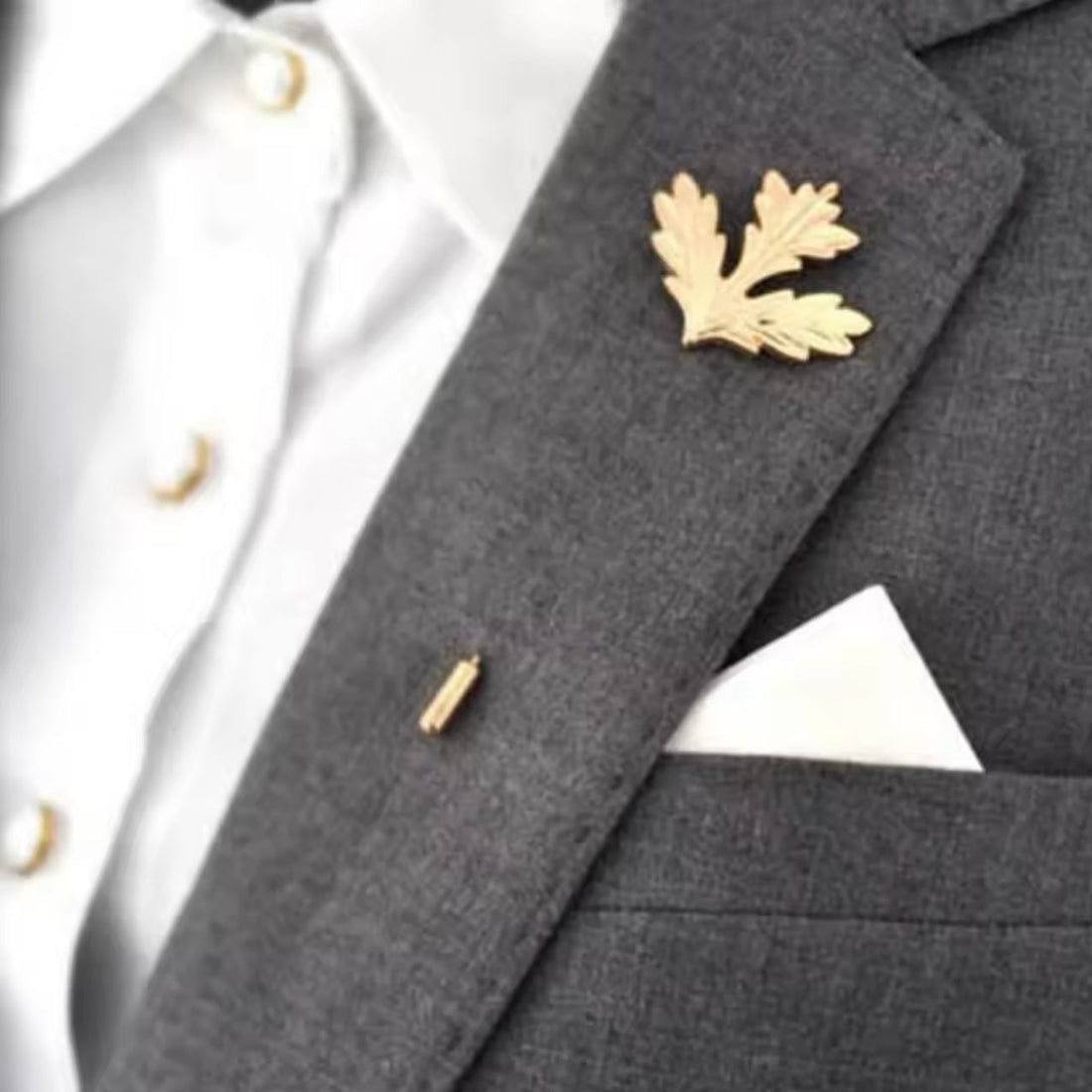 Golden Maple Leaf Lapel Pin