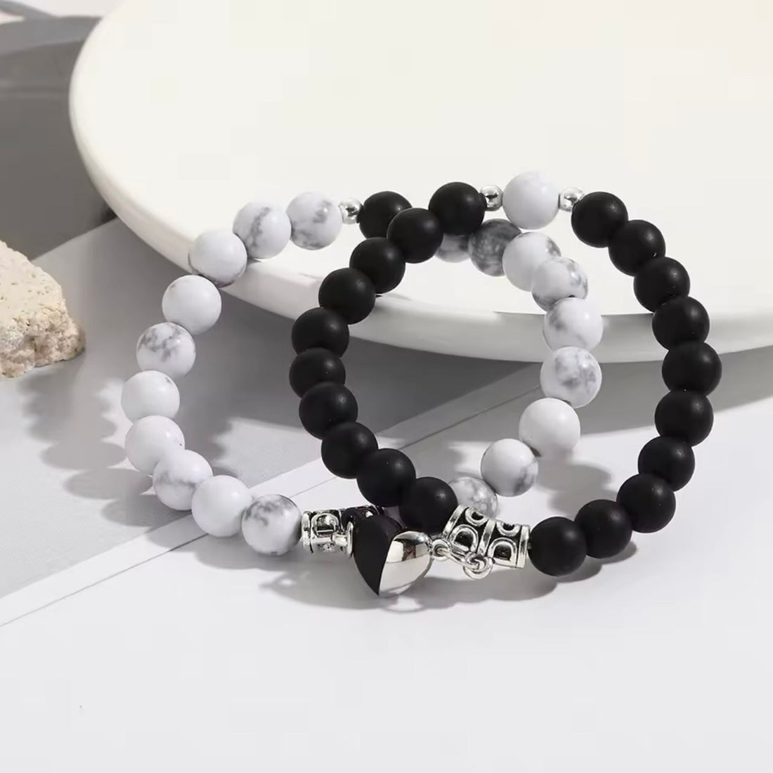 Black & White Beads Heart Magnetic Distance Bracelet Set Couple Bracelet