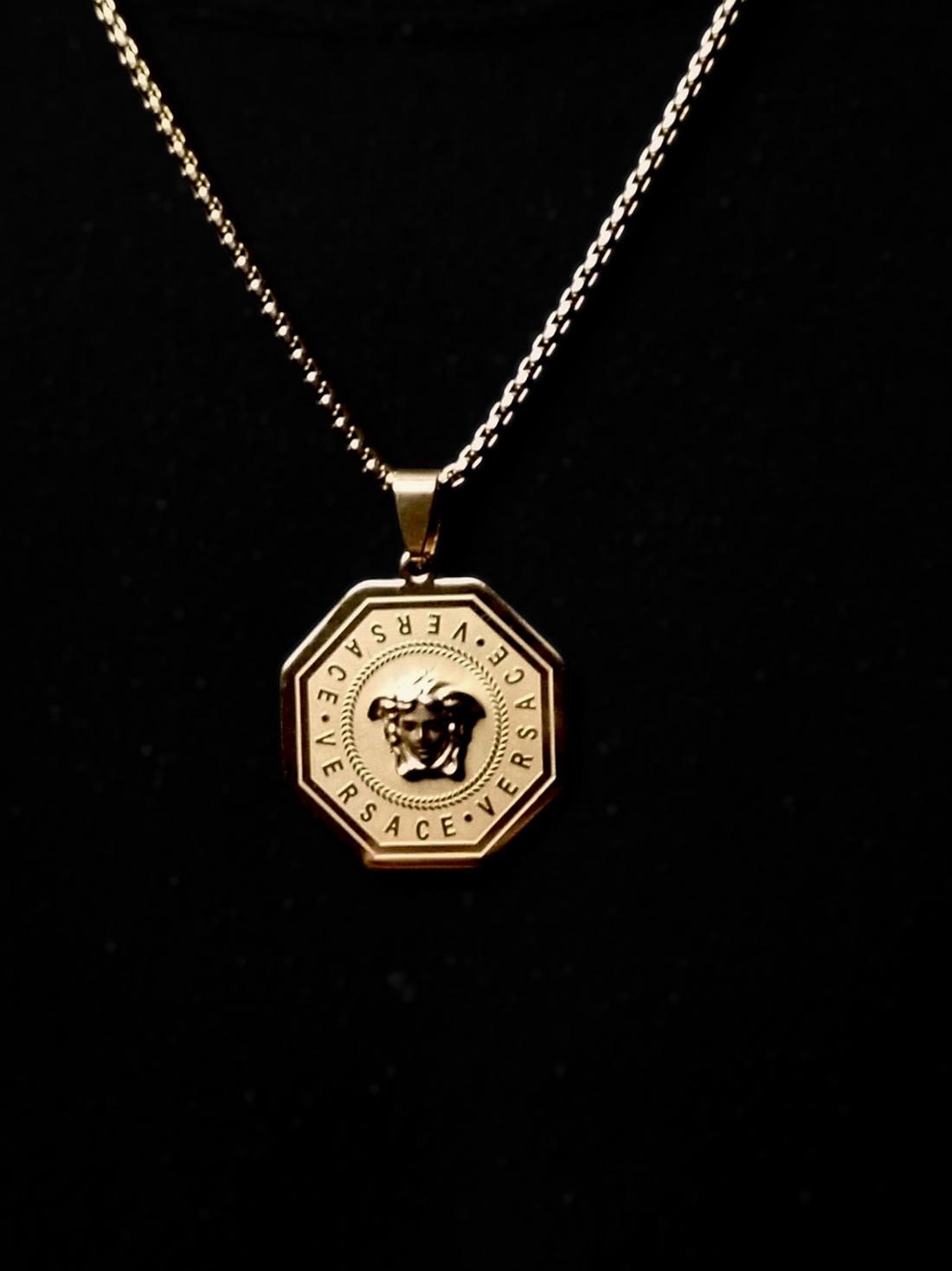 VERSACE Neclace/Pendant For Men & Women